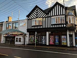Palace Theatre, Leeming Street, Mansfield (Previously the Civic Theatre) (2)