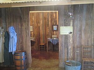Sawmill worker's house, Texas Forestry Museum IMG 8587