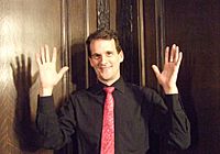 Signer James Rowe 2014-12-07 DSCF0926 crop