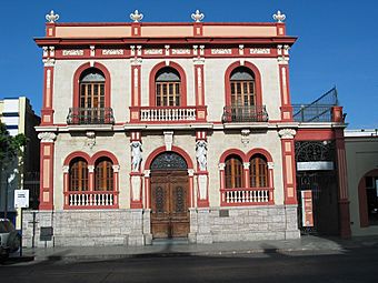 Armstrong-Poventud Residence in Ponce, Puerto Rico (IMG 3104).jpg