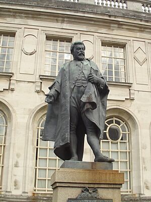 Cardiff Crown Court - Gorsedd Gardens Road, Cardiff - statue - Gwilym Williams (19316375059)