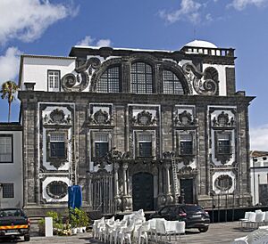 Church of Jesuite Collegium Ponta Delgada (cropped)