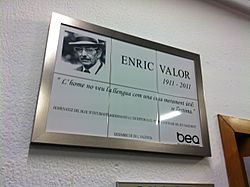 Enric Valor Plaque at Universitat de València