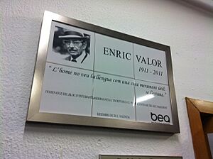 Enric Valor Plaque at Universitat de València