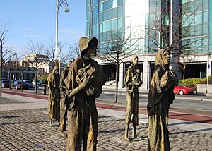 Famine memorial in Dublin (2)