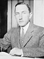 Fred Dearing LCCN2014686102 (cropped)