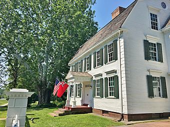 Hatheway House and Sycamore, Suffield, CT - July 2019.jpg