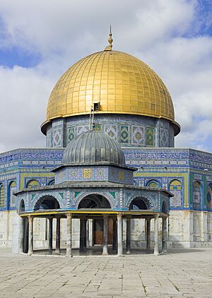 Jerusalem-2013-Temple Mount-Dome of the Rock & Chain 02