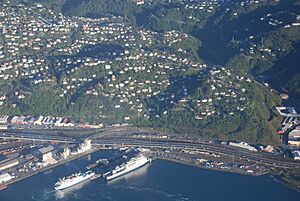 Kaiwharawhara and Wadestown, Wellington, New Zealand, 28 September 2007 (1453452287)