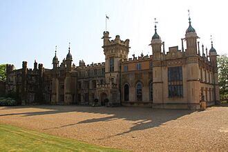 Knebworth House, Hertfordshire - geograph.org.uk - 2776289.jpg