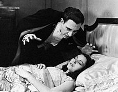 Lupita Tovar and Carlos Villarías in Dracula (1931 spanish film)