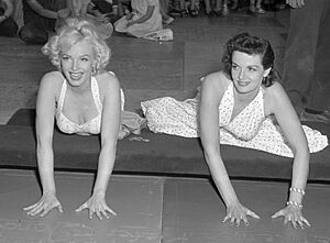 Marilyn Monroe and Jane Russell at Chinese Theater 3