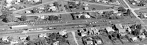 May 1951 Ngāruawāhia railway station from NE