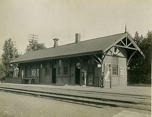 Maywood station - Bailey.jpg