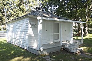 Oakville's first post office