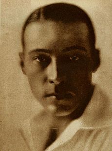 Rudolph Valentino in Motion Picture Classic, November 1920 01
