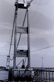 Severn Bridge construction - towers & cables