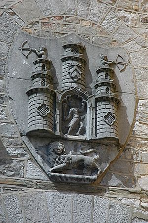 Shield on the Tholsel Wall - geograph.org.uk - 530477