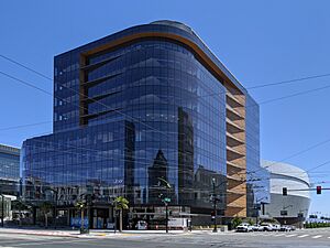 Uber offices, Mission Bay (July 2020) -2.jpg