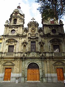 2018 Medellín iglesia de San Ignacio