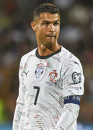 Cristiano Ronaldo 2275 (cropped).jpg