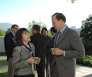 Dr. Wendy Freedman and U.S. Ambassador to Chile, Paul Simons