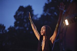 Erykah badu-03-mika