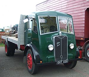 Guy Otter diesel lorry, Castle Combe