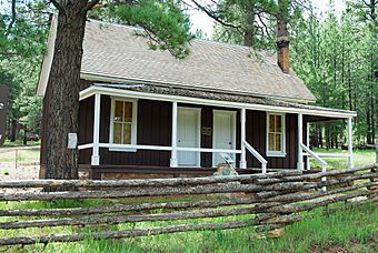 Front view of the Jacob Lake Ranger Station