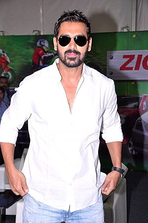 John Abraham at the Mumbai International Motor Show 2013.jpg