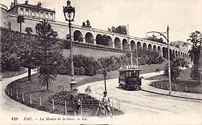 LL 128 - PAU - La Montée de la Gare