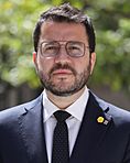 Pere Aragonès retrat oficial 2021 (cropped).jpg
