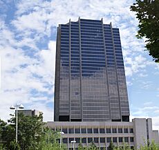 Sun-life-financial-building-waterloo-ontario