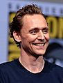 Tom Hiddleston (36109110291) (cropped)