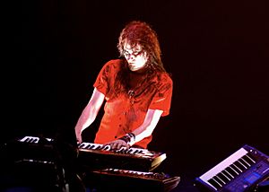 Tuomas-Holopainen-keyboards1