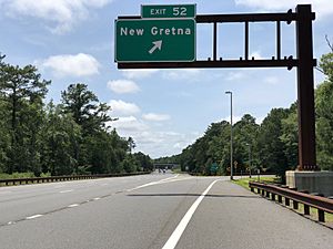 2020-07-16 13 28 49 View south along New Jersey State Route 444 (Garden State Parkway) at Exit 52 (New Gretna) in Bass River Township, Burlington County, New Jersey