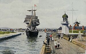 A. R. Quinton, The Pier & Harbour Littlehampton