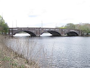 The Anderson Memorial Bridge in April 2011