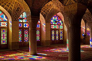 Colors Streaming, Winter Prayer Hall, Nasir-Ol-Molk Mosque, Shiraz (14288444120)