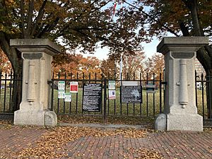 Gate of Fort Washington (Cambridge, Massachusetts) (2)