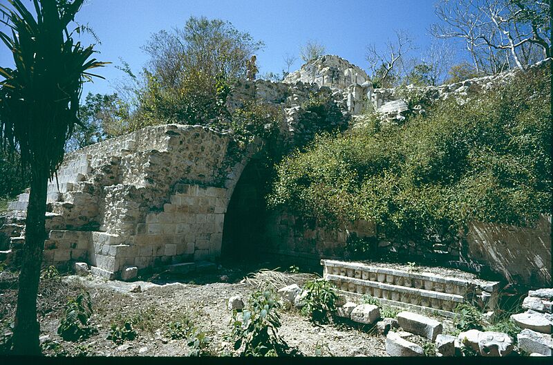 Kabah Manos Rojas Stairs