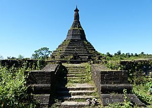 Laung Bwann Brauk pagoda