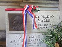 Macek memorial