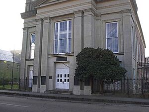 Memorial Hall, Natchez Mississippi before restoration work in 2004
