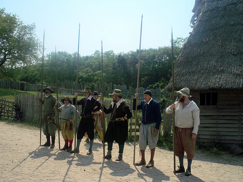Pilgrims lined Plimoth Patuxet