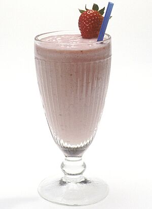 Strawberry milk shake (cropped).jpg