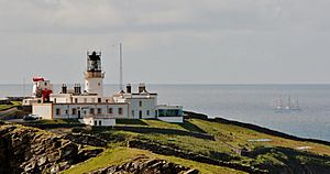 Sumburgh Head Lighthouse (19371224950).jpg