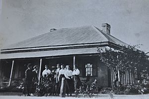 1904 - The Grange and Macquarie Plains Cemetery - Historic photo fo the farmhouse building at the Grange, dating from c1900, held by Edward Jones (5060570b27)