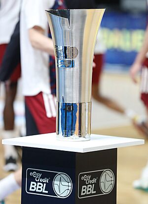 2022-06-17 ALBA Berlin gegen FC Bayern München (Basketball-Bundesliga 2021-22) by Sandro Halank–003