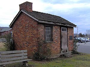 Andrew-johnson-tailor-shop-tn1